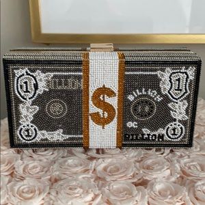 Billion $$ Clutch